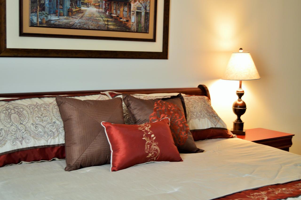 Lafayette Grand Manor Apartman Waynesville Szoba fotó