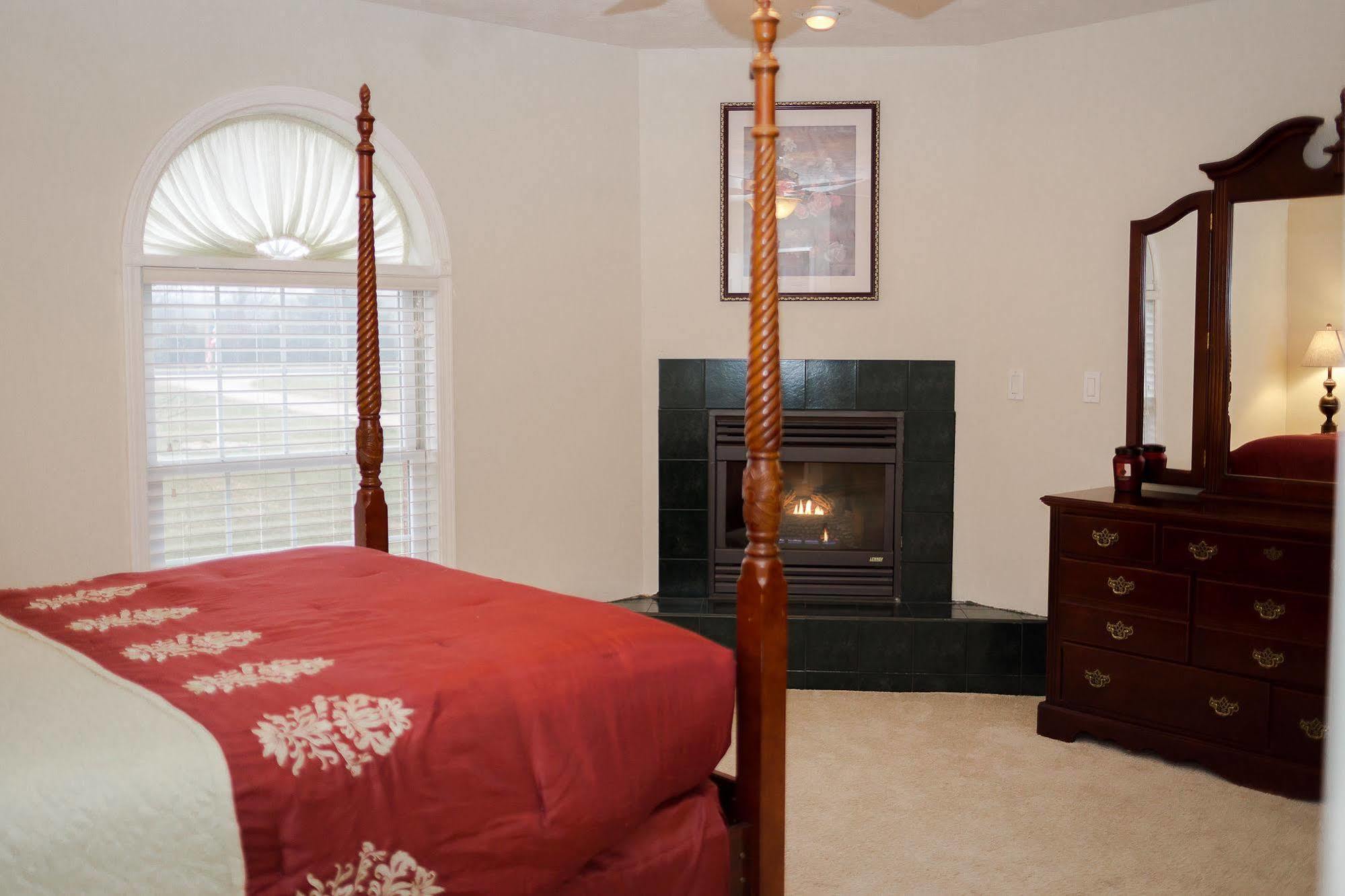 Lafayette Grand Manor Apartman Waynesville Kültér fotó